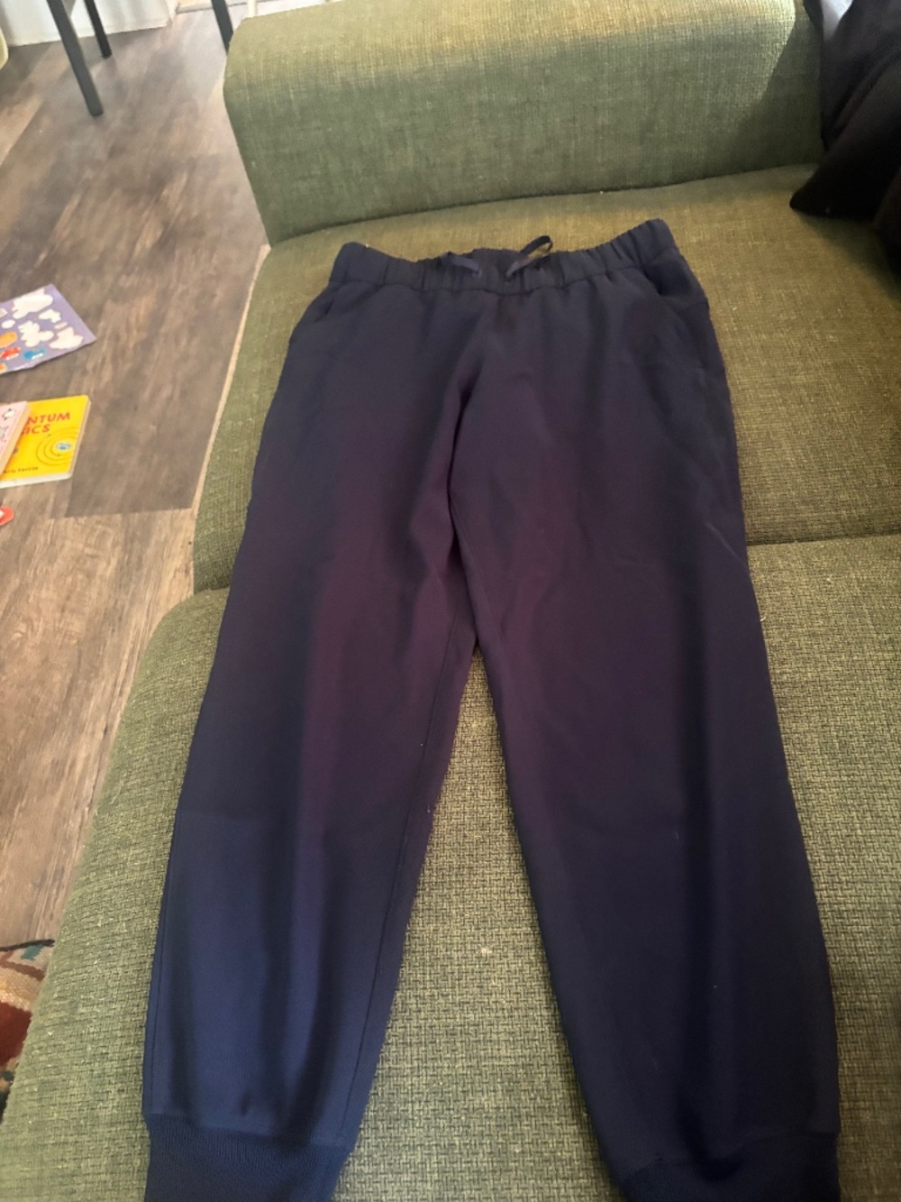Lululemon Navy Jogger Pants – Women’s Size 6